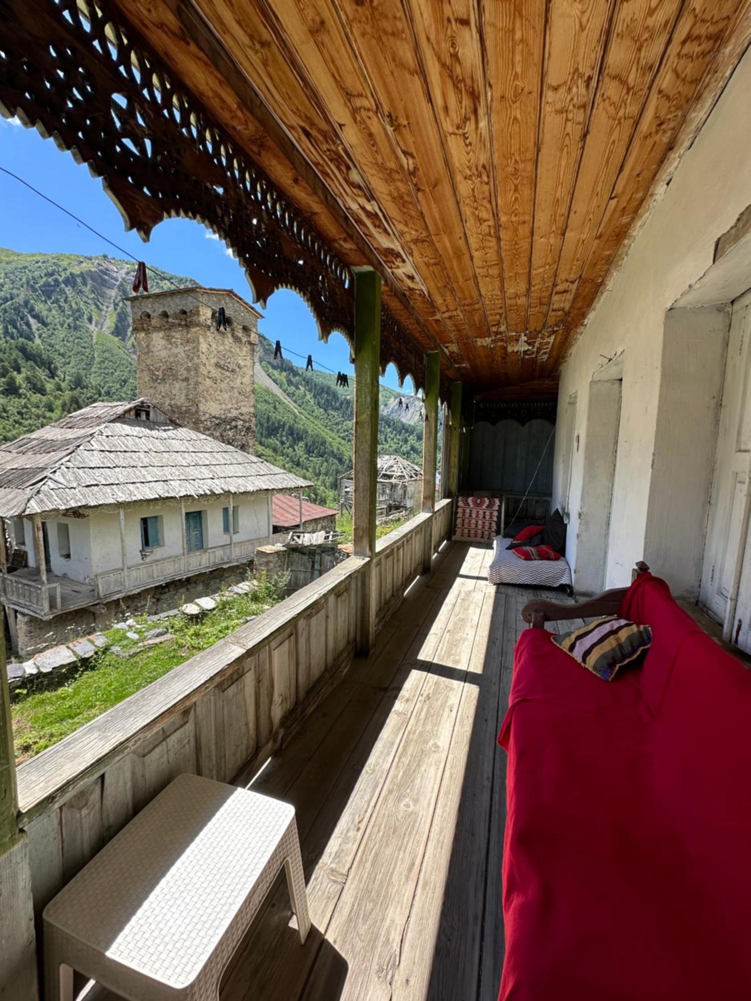 Panorama Guesthouse Mata C. Adishi Exterior foto