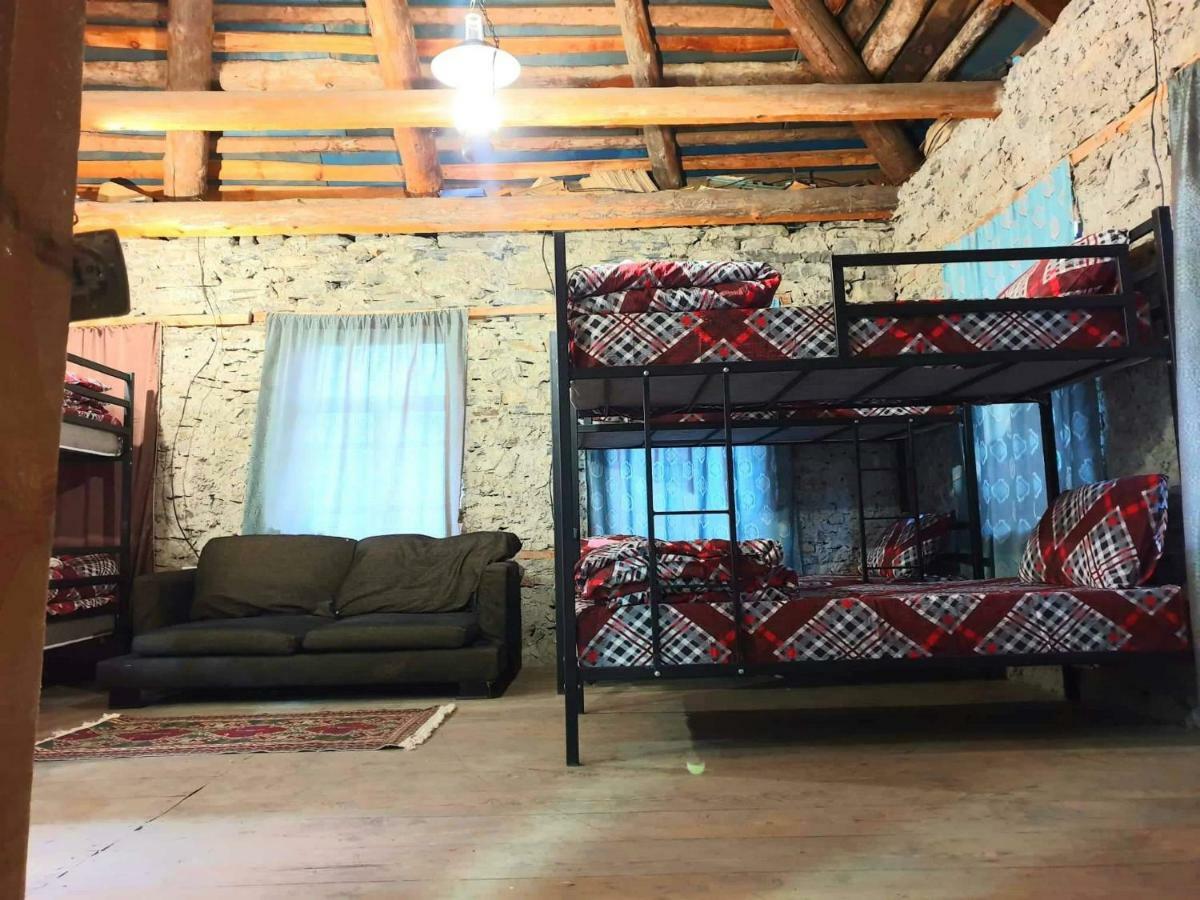 Panorama Guesthouse Mata C. Adishi Exterior foto